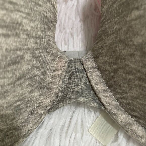 Women PINK Victoria's Secret Wear Everywhere Push Up Bra in Gray Size 32DD - Picture 2 of 11